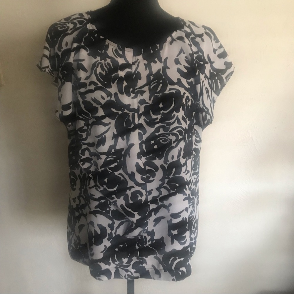 Liz Claiborne Black & White Top Size XLPetite